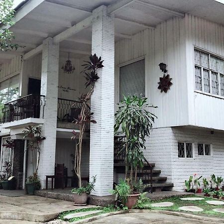 Bed and Breakfast La Casa Bianca Baguio City Екстер'єр фото